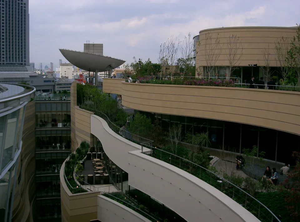 Namba Parks ย่านนัมบะที่การเลือกโรงแรมควรเปลี่ยนตามจำนวนคนและรูปแบบห้อง ไม่ใช่แค่ทำเล