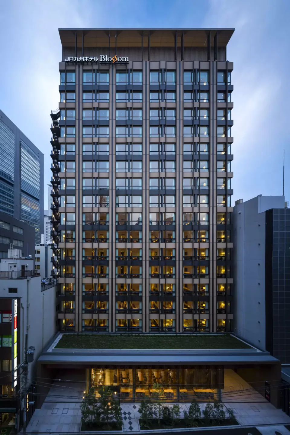 Hotel Gracery Shinjuku vs JR Kyushu Hotel Blossom Shinjuku|新宿比較