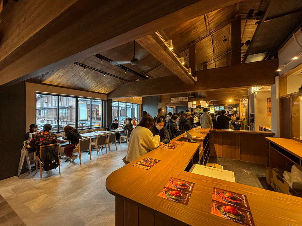 Toyosu Senkyaku Banrai ใกล้ Tokyo Toyosu Manyo Club เหมาะกับการจัดเป็นพื้นที่เดียวกันแทนการข้ามเมืองหลายรอบ