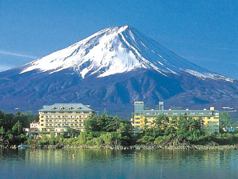 東京河口湖箱根三天兩夜第一晚：河口湖畔住宿環境與富士山