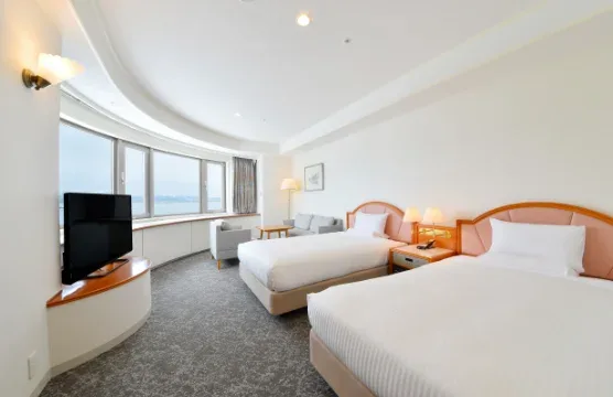 Hakodate Kokusai Hotel deluxe corner twin room