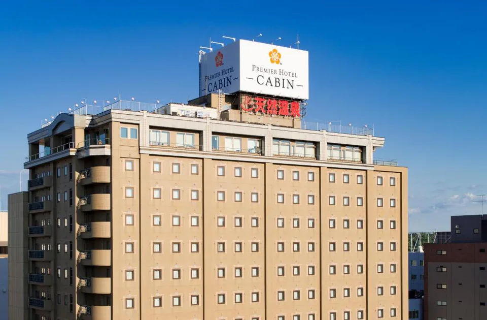 Premier Hotel -CABIN- Asahikawa : l’onsen toute la nuit compense-t-il les chambres compactes ?