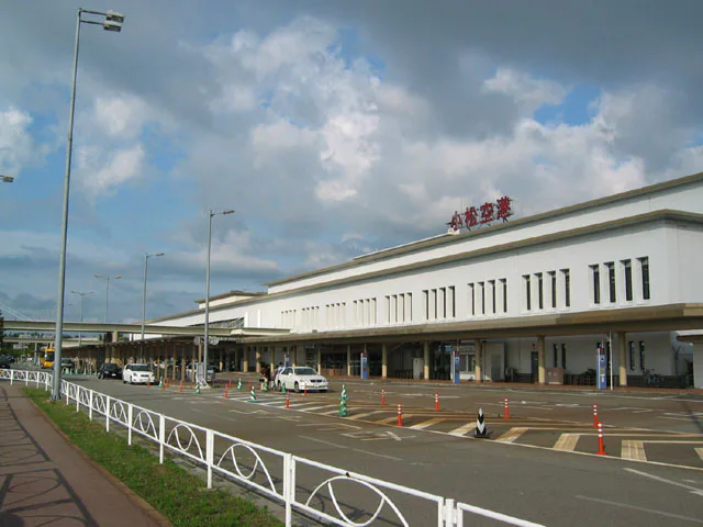 Komatsu Airport terminal for comparing Komatsu and Noto airports for Kanazawa and Wajima
