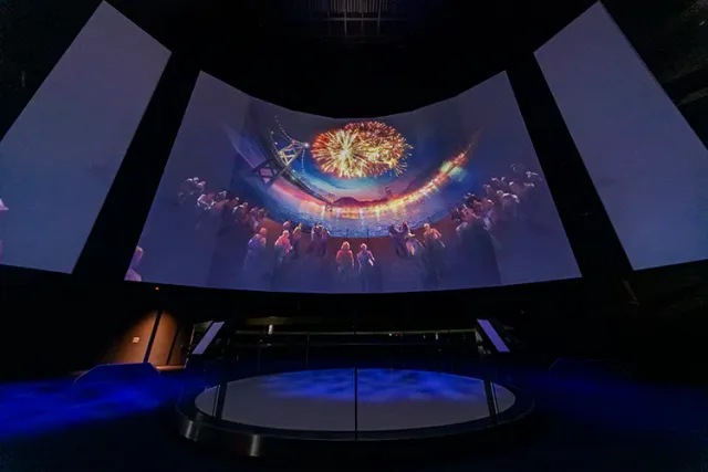 關門海峽博物館大型 Sail Screen 展示關門海峽歷史與船舶活動