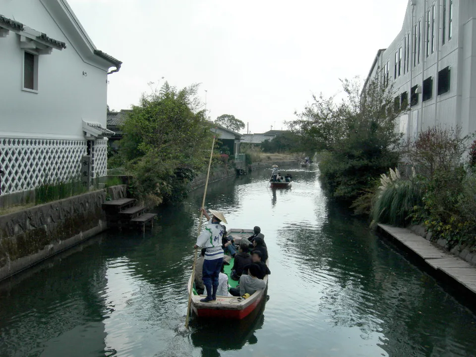柳川堀割川下り木船與水鄉河道景觀,40 分鐘環狀航線適合接鰻魚飯與御花散步