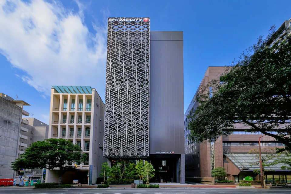 Hotel JAL City Fukuoka Tenjin near Akasaka Station for a solo traveller prioritising private room space