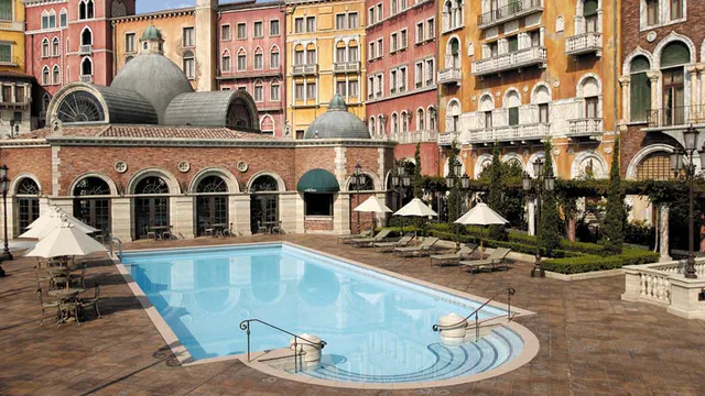 MiraCosta vs Fantasy Springs Hotel เลือกไหนดี? ให้ฝั่งของ DisneySea ที่คุณใช้บ่อยที่สุดเป็นคนตอบ