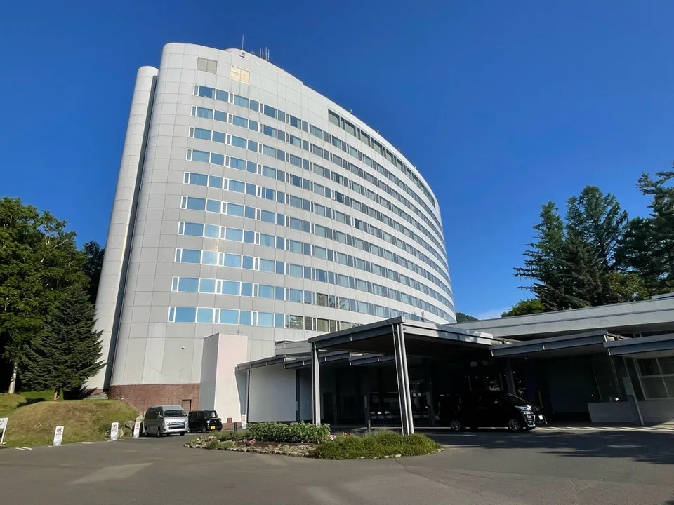 Shin Furano Prince Hotel คุ้มไหม|ดีมากเมื่อเล่นสกี 2–3 วัน แต่ไม่ใช่ฐาน JR