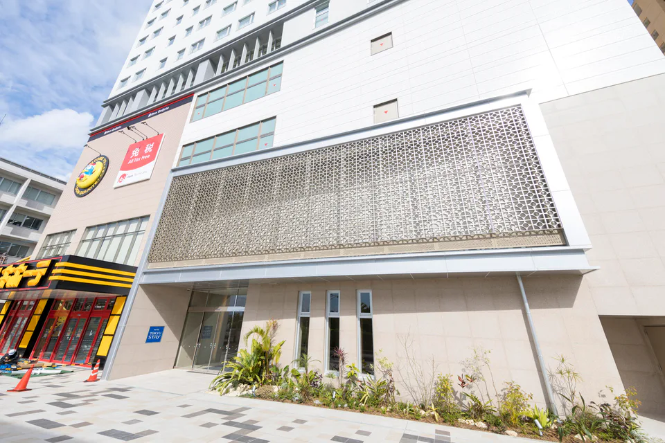 Tokyu Stay Okinawa Naha for final-night shopping, laundry and repacking