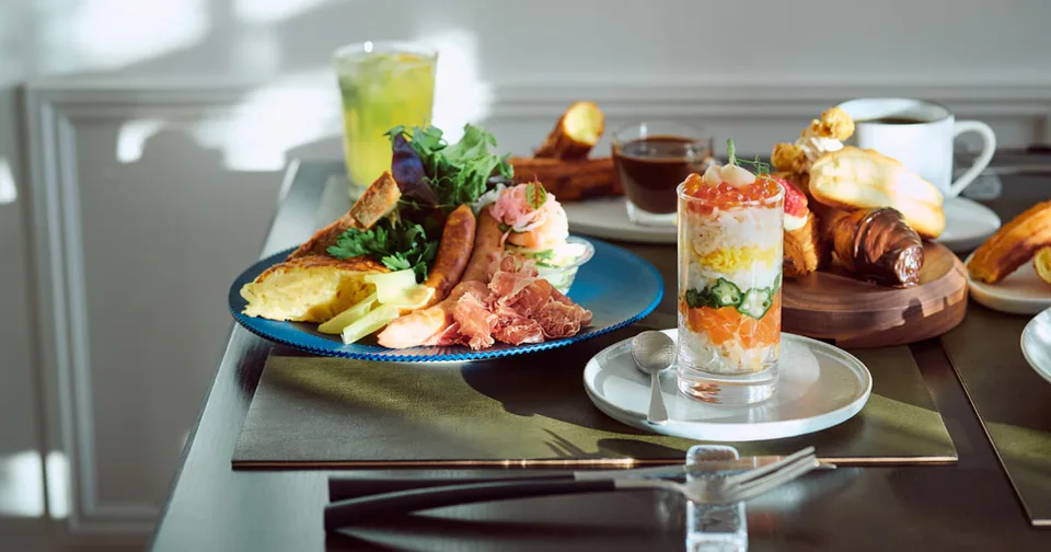 OMO5 Otaru breakfast buffet with seafood and port-town dishes