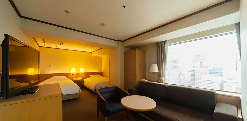 大阪帶父母住宿：Granvia、Royal Classic、Vischio、Cross Hotel 如何選
