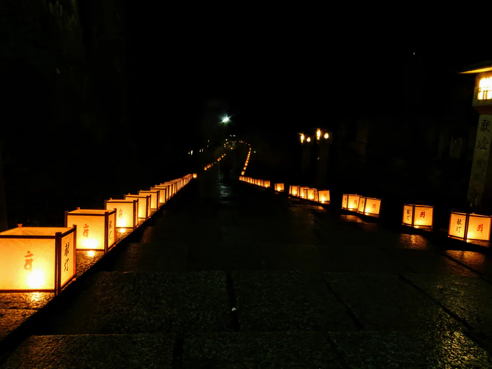Cedar-lined Okunoin approach and night-walking safety in Koyasan