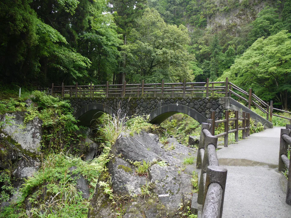 Yaritobi Bridge and basalt cliffs along the Takachiho Gorge walking route