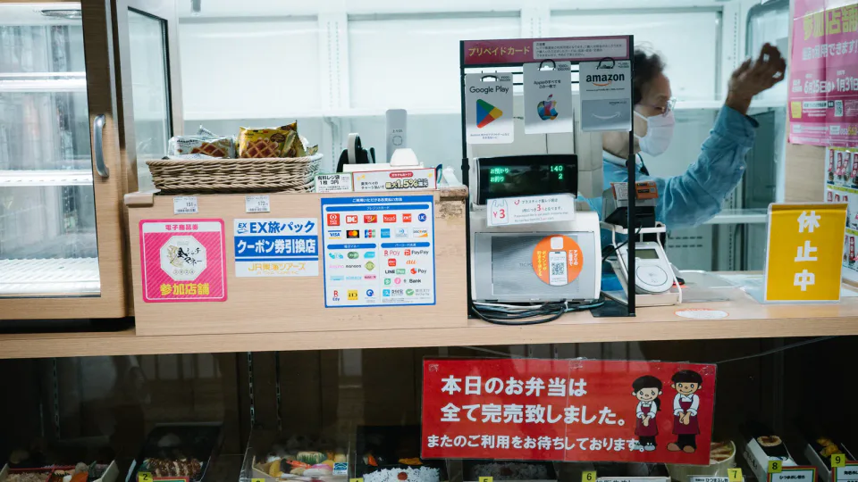 Nagoya Station avant un départ vers Takayama : les bagages peuvent décider si l’escale montagne devient fluide ou fragmentée
