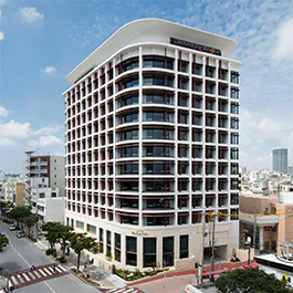 Naha Hotel Comparison: RIHGA Royal Gran Okinawa vs JR Kyushu Hotel Blossom Naha