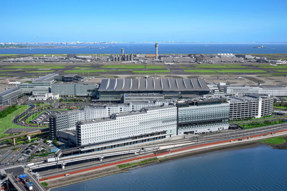 Villa Fontaine Grand Haneda Airport와 하네다 에어포트 가든 외관