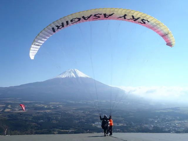 Sky Asagiri 아사기리 고원 패러글라이딩 이륙장과 후지산