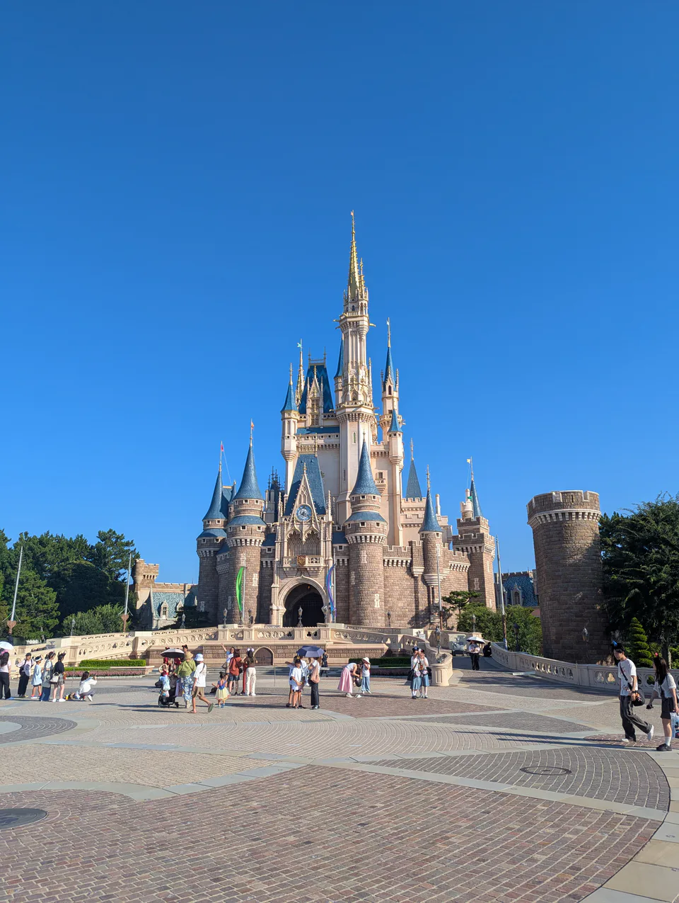 Tokyo Disneyland : lorsque le parc n’occupe qu’une journée, il ne justifie pas toujours un changement d’hôtel