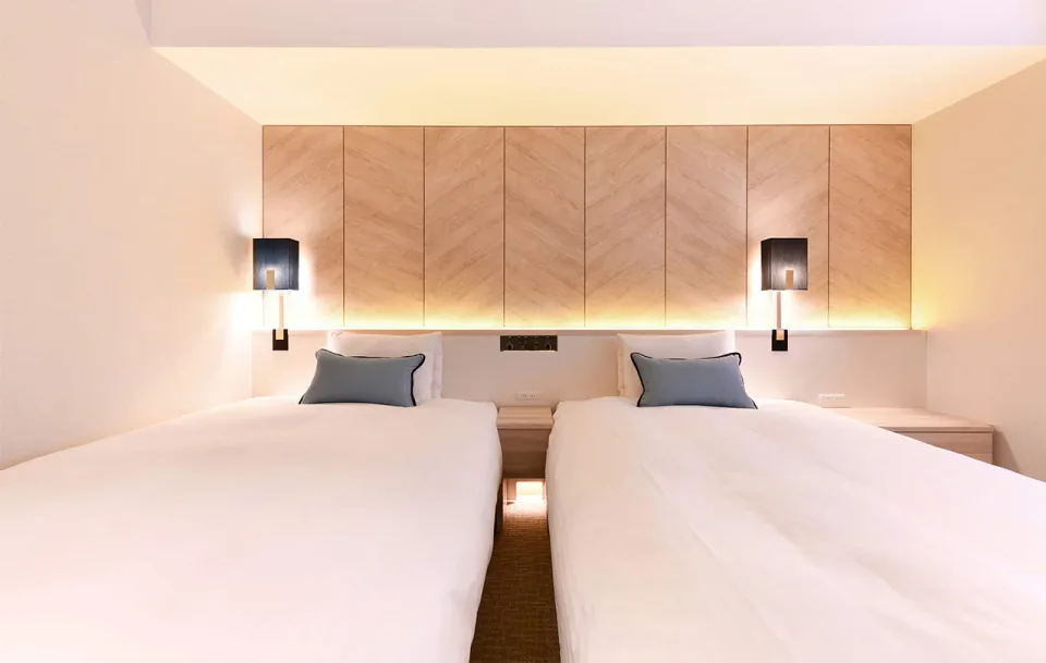 Vessel Hotel Campana Nagoya twin guest room with practical work area