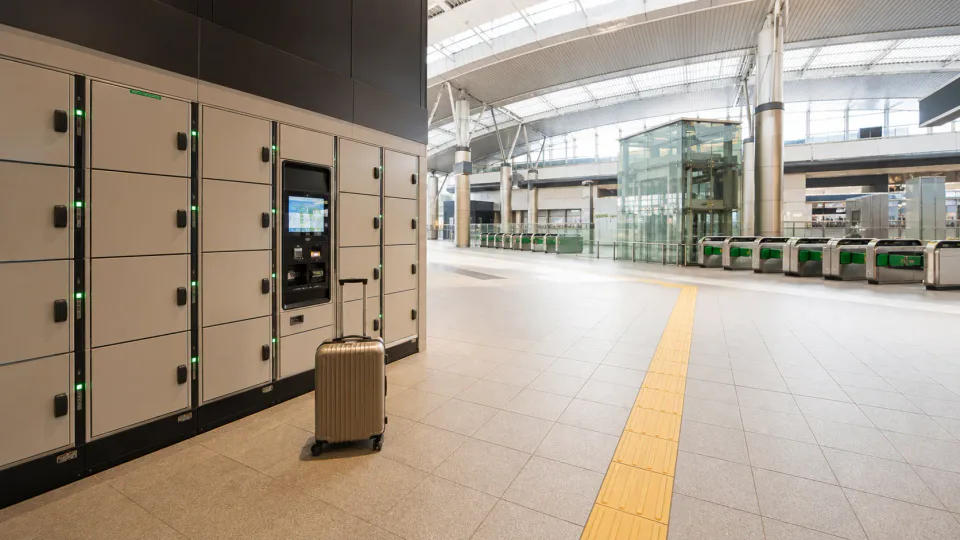 Tokyo Luggage Storage: Don’t Pick the Biggest Station — Pick Where You’ll Need the Bag Next