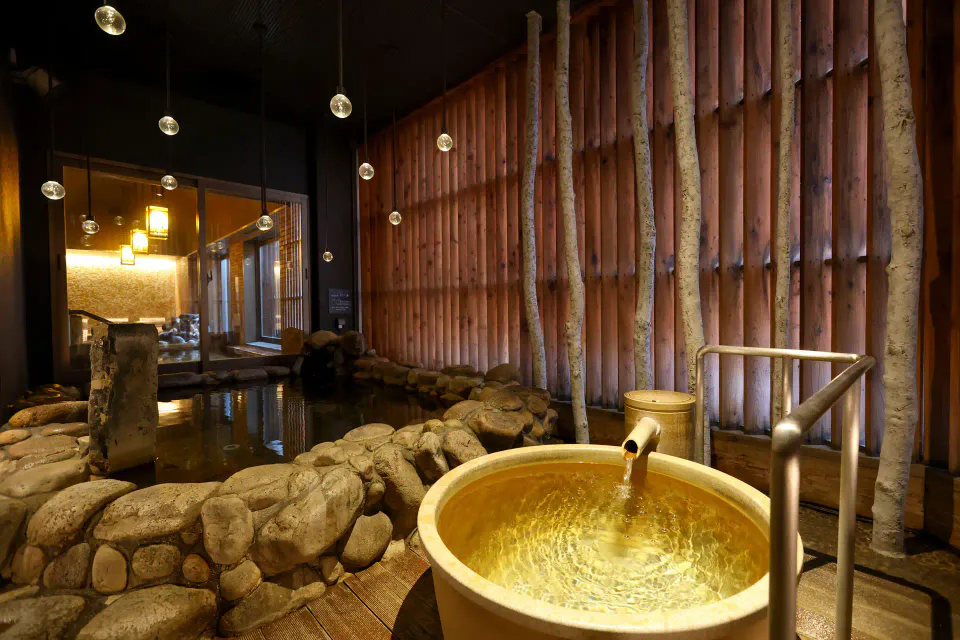 Dormy Inn PREMIUM โอตารุ ห้องอาบน้ำขนาดใหญ่และพื้นที่พักผ่อน