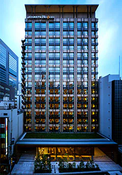 JR Kyushu Hotel Blossom Shinjuku exterior for comparing South Exit access and a 25m² Twin when travelling with parents