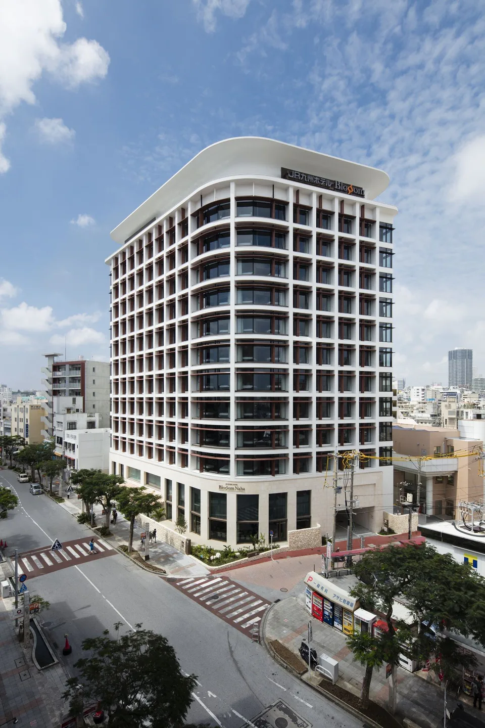 JR Kyushu Hotel Blossom Naha near Kokusai-dori for a car-free Okinawa stay