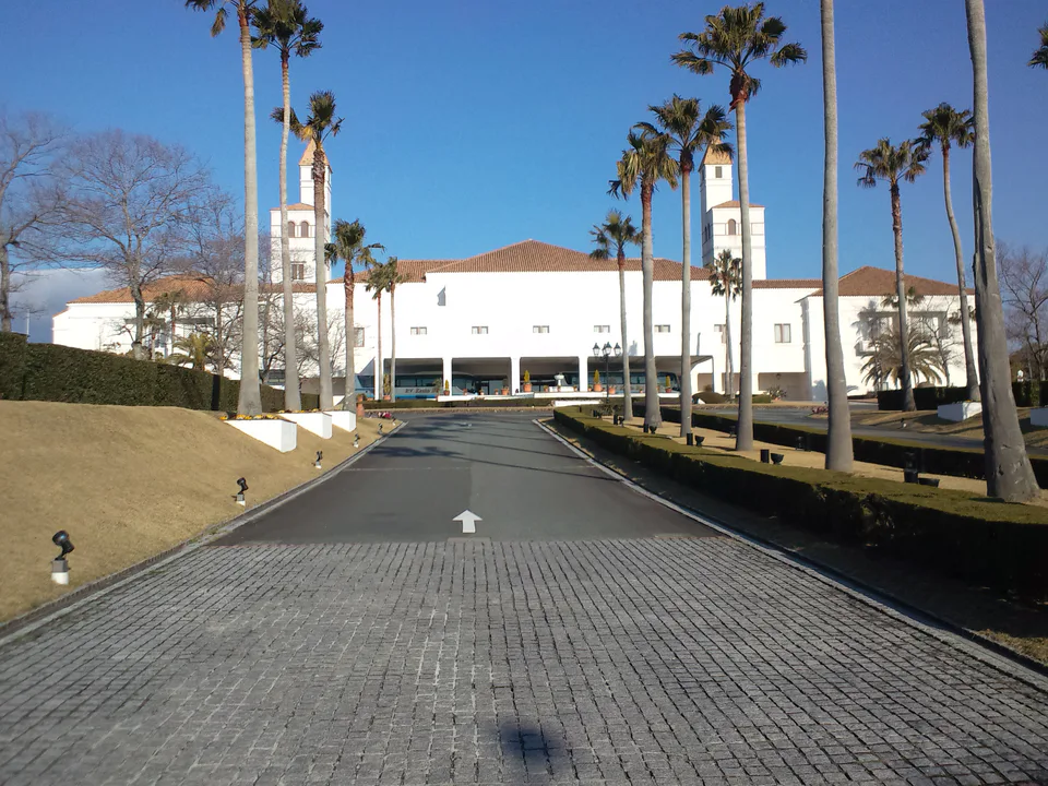 Hotel Shima Spain Village, relevant to the guest-only Premium Passport that covers the stay date and following day