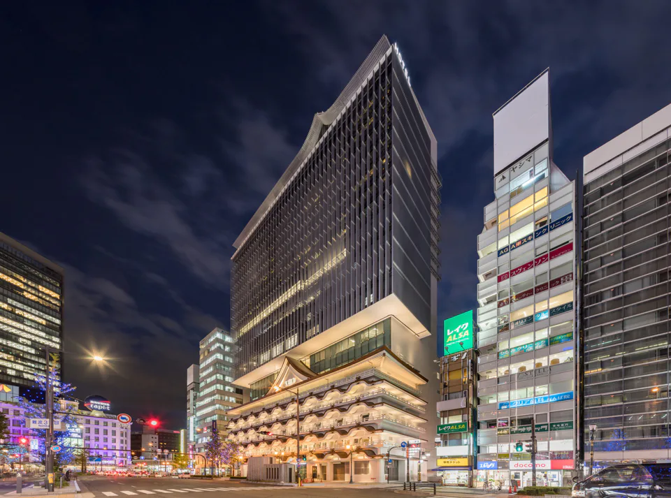 Hotel Royal Classic Osaka 建築與外觀，帶父母住難波可評估抵達動線