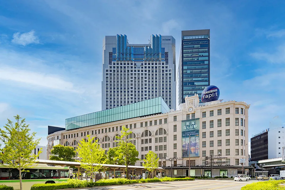 Swissotel Nankai Osaka และสถานี Nankai Namba เหมาะสำหรับการเดินทางเข้าออกสนามบิน KIX