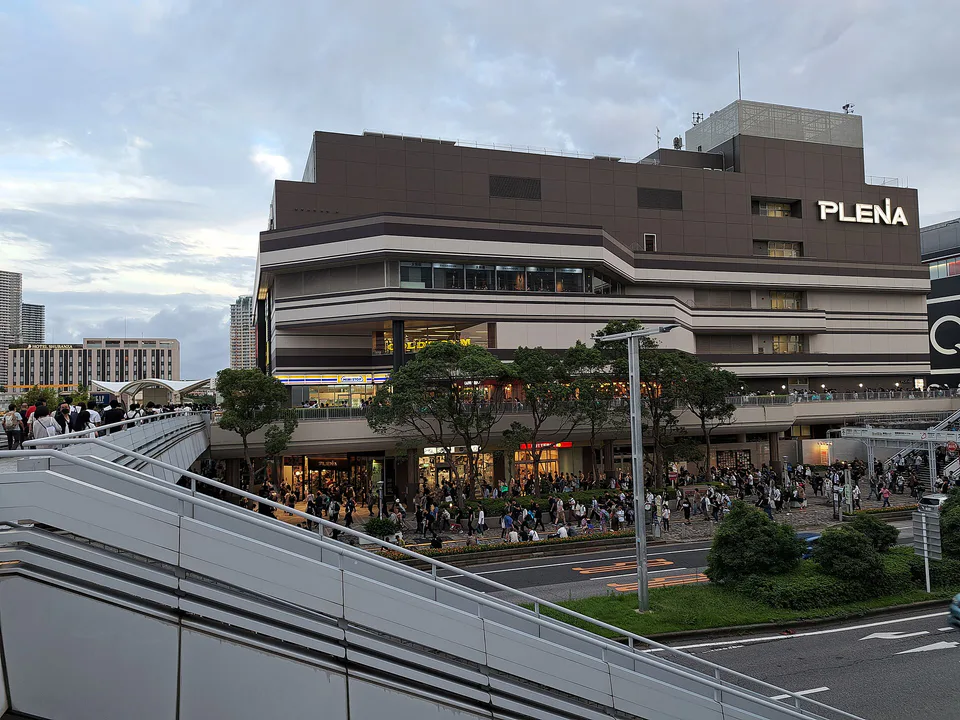 東京電玩展一般公開日人潮與遊戲展示區,Fast Ticket 是否值得取決於第一個熱門目標