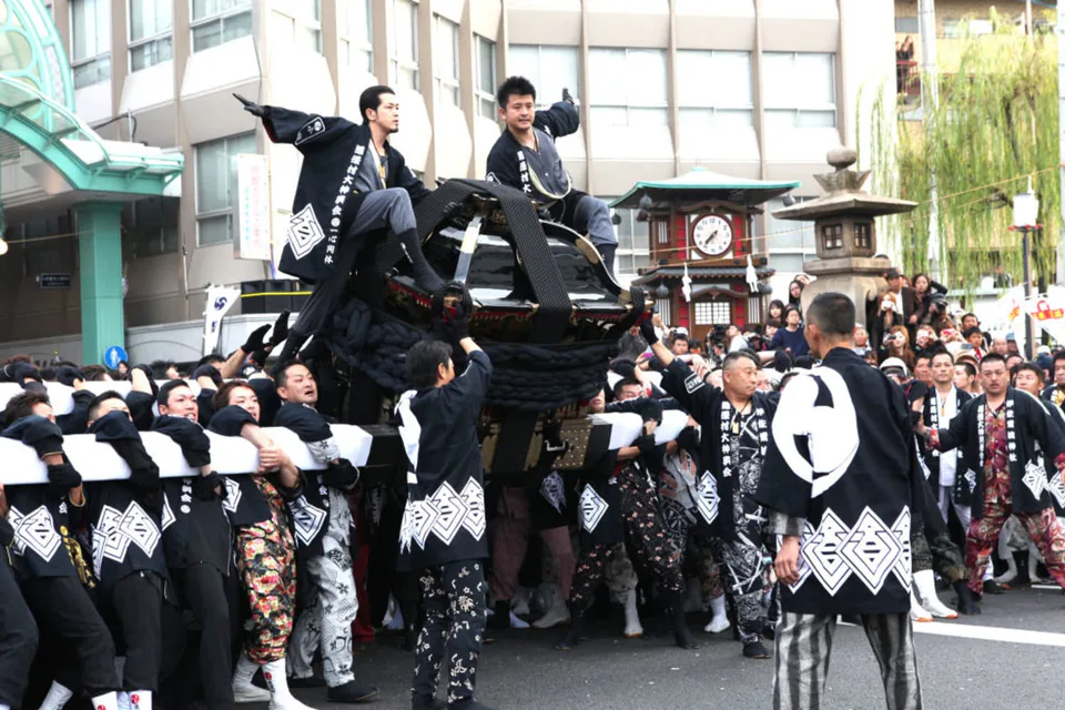 Dōgo Aki Matsuri 2026 : pour le 7 octobre à 6 h 30, l’hôtel de la veille fait partie du festival