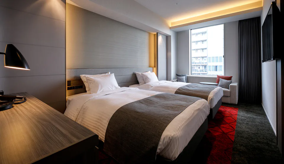 โรงแรม JAL City Fukuoka Tenjin ห้องพักแบบซูพีเรียร์ ทวิน ขนาด 28 ตร.ม. สำหรับการพักอาศัยระยะยาวในฟุกุโอกะ