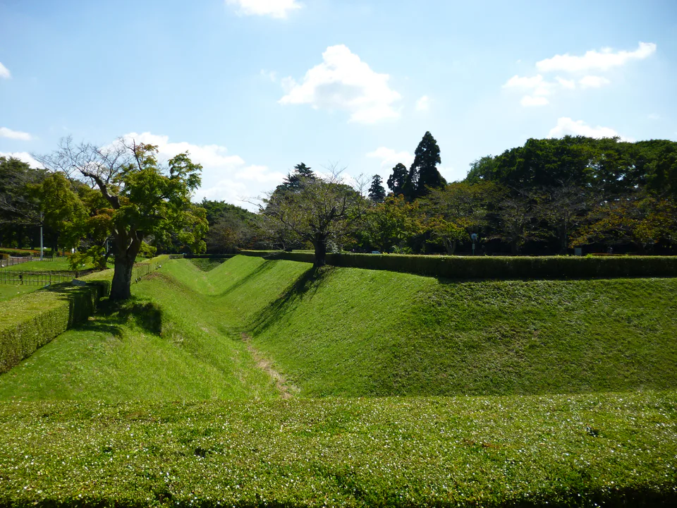 Sakura Castle: The Stamp Is Open 24/7 — The Castle Is in the Moats, Not a Keep
