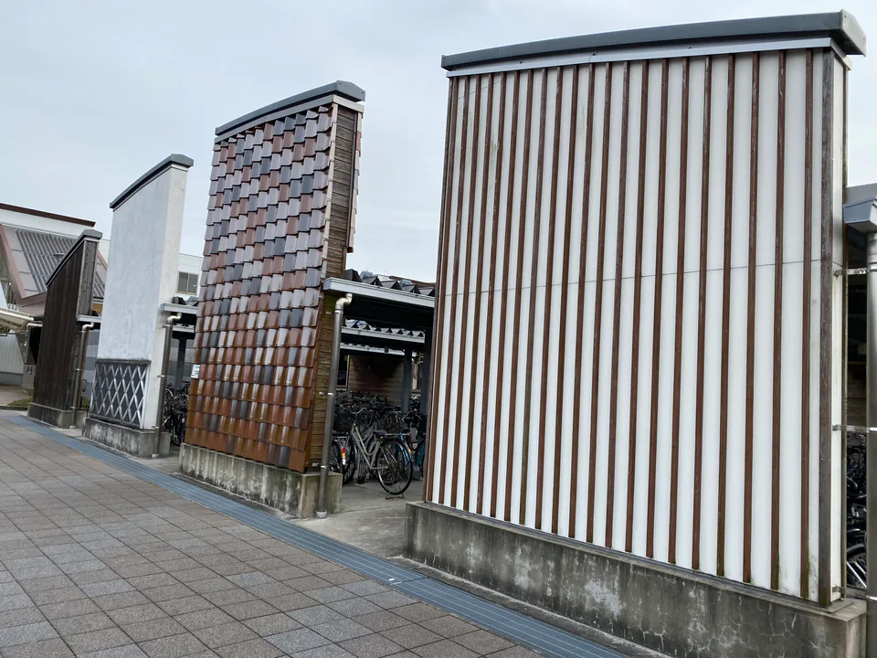 JR Kurayoshi Station, the lower-friction base when early trains and large luggage matter more than an onsen-town evening