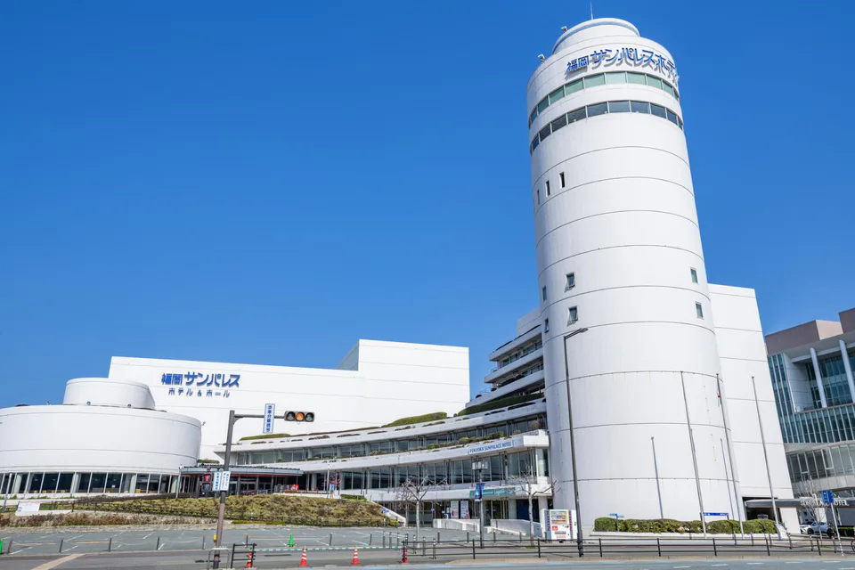 Zone d'hébergement pour le concert près du Fukuoka Sunpalace Hotel Hall et Marine Messe