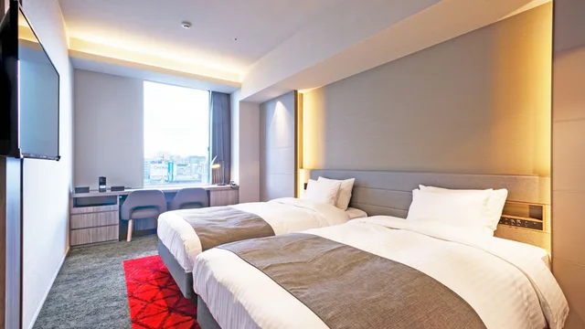 Hotel JAL City Fukuoka Tenjin ใกล้ Akasaka เหมาะกับ shopping loop ฝั่ง Daimyo และคนที่ให้ความสำคัญกับพื้นที่ห้อง