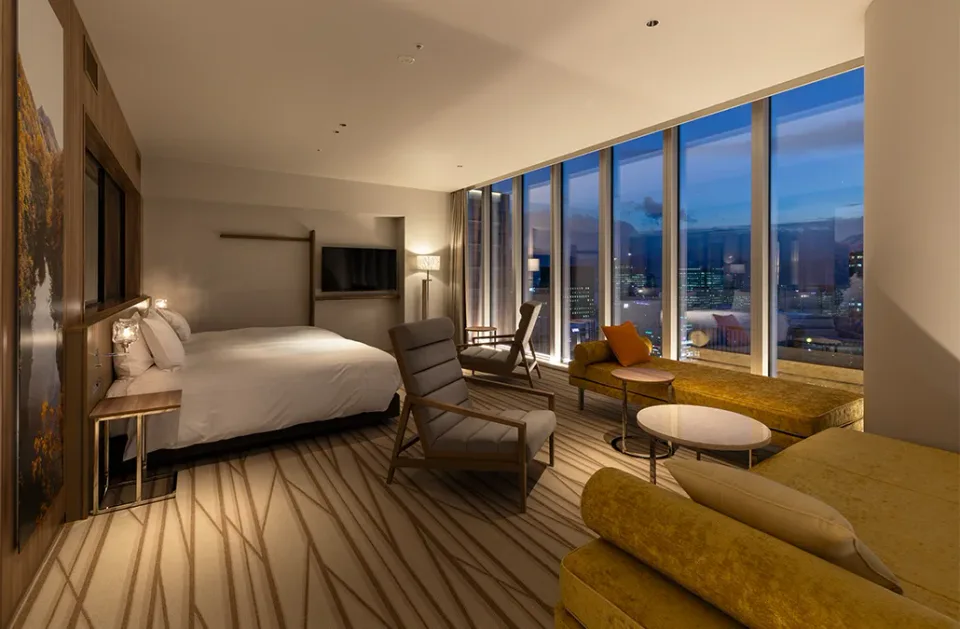 SAPPORO HOTEL by GRANBELL corner suite with beds and city view