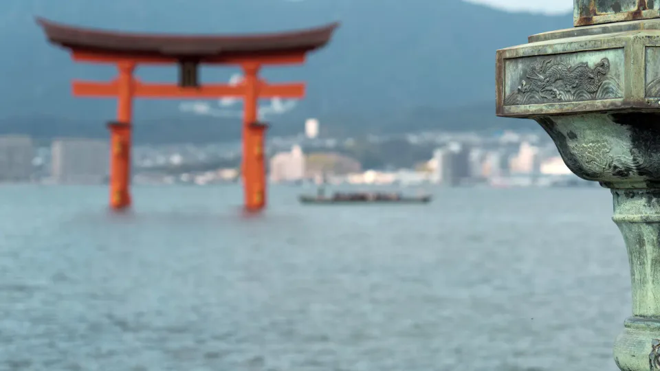 Miyajima et Onomichi proposent deux expériences différentes de la mer intérieure de Seto ; en trois jours, cette différence impose justement un choix