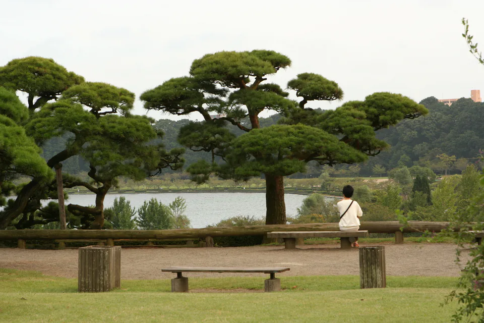 Kairakuen à Mito, utile pour comprendre l’intérêt d’une base urbaine avant une journée sur la côte d’Oarai