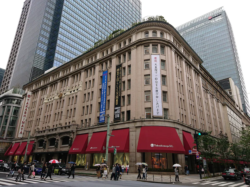 Soldes d'été au Japon 2026 | Outlet, grands magasins, duty-free et conseils shopping