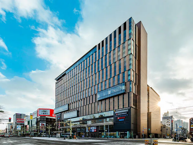 SAPPORO STREAM HOTEL and Susukino area for judging affiliated parking and repeated re-entry during a self-drive stay