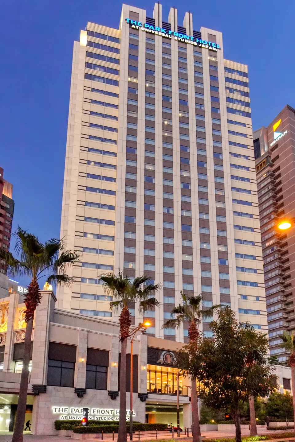 โรงแรม The Park Front ที่ยูนิเวอร์แซล สตูดิโอ ญี่ปุ่น ภายนอก เหมาะสำหรับการพักค้างคืนสองวันหรือพักหลังเลิกงานในช่วงเย็นเพื่อการตัดสินใจ