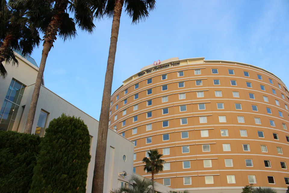 Hôtels de grande capacité à Tokyo Bay : alternatives pour chambres et budget en hébergement seul