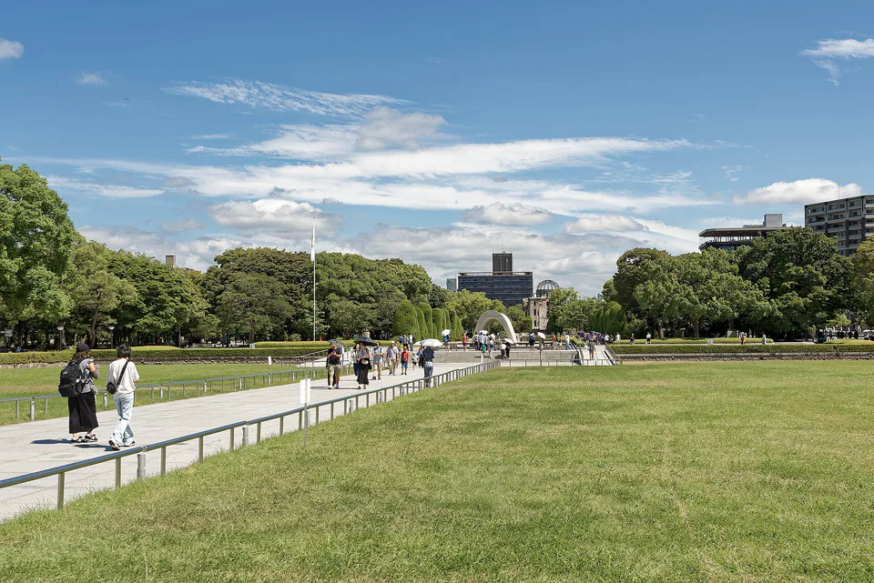 和平紀念公園一帶,適合重視市中心步行便利的住宿區