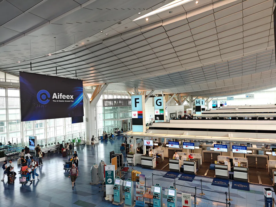 Haneda Airport Terminal 3, where 24-hour baggage storage is useful for airport-based plans but not necessarily worth an extra airport round trip from central Tokyo