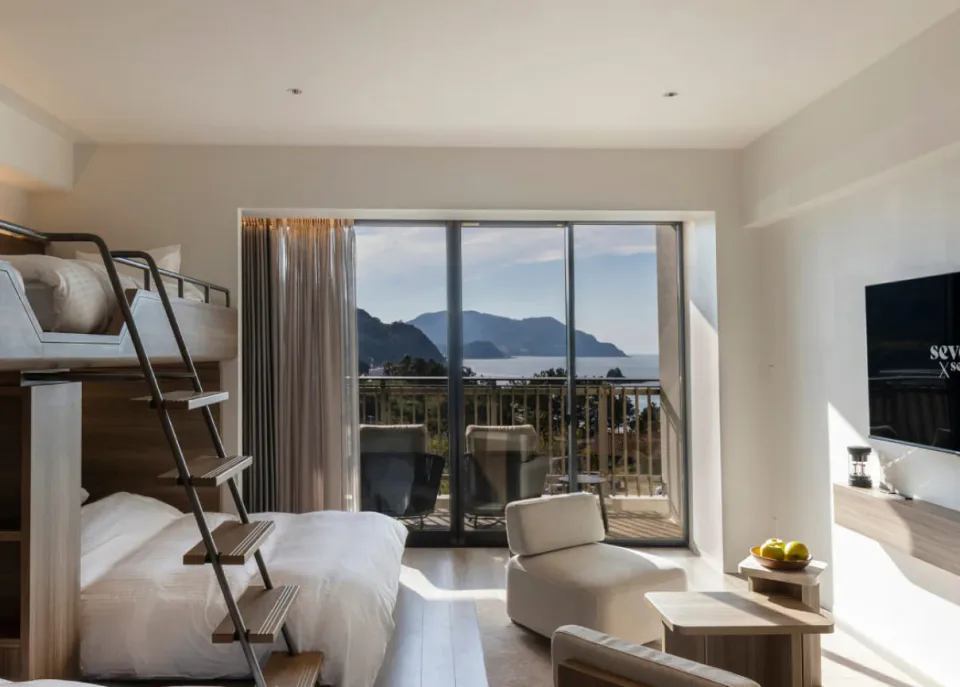seven x seven Itoshima standard guest room with coastal view