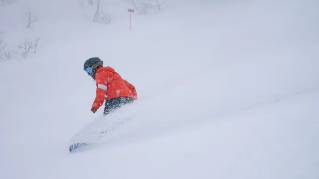 นักสกีที่อยู่นอกโรงแรม Prince Hotel New Furano สามารถเข้าออก Furano Zone ได้สะดวก