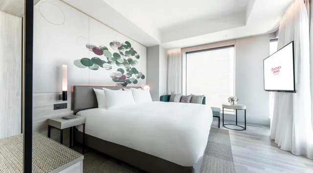 Centara Grand Hotel Osaka Family Room king bed