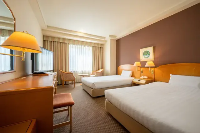 Hotel JAL City Aomori standard twin room for an Aomori Nebuta Festival stay